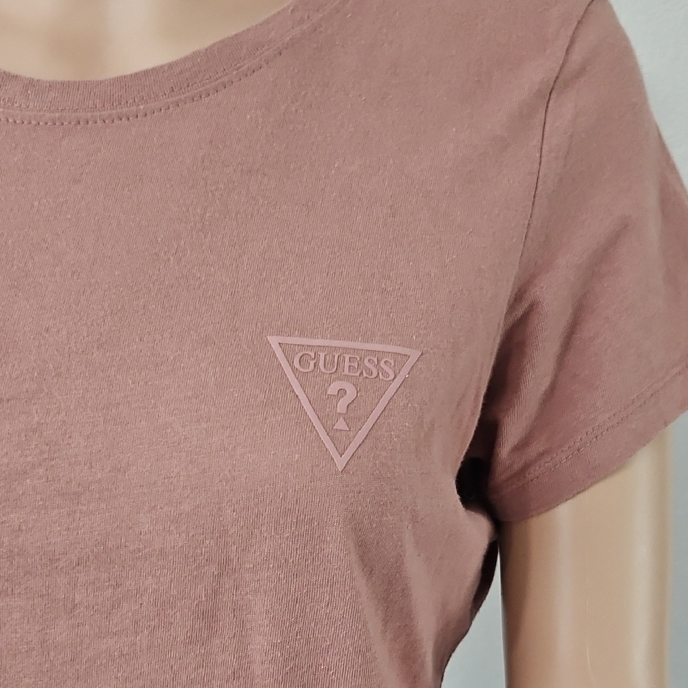 Guess Women's Mauve Pink Short Sleeve Logo Tee Shirt Size M